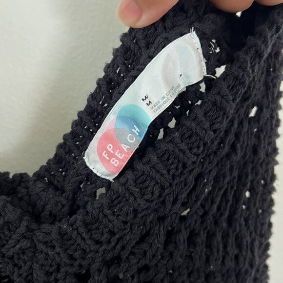 Free People Beach Dune Fauxchet Sweater Crochet Tank black M - Picture 4 of 7